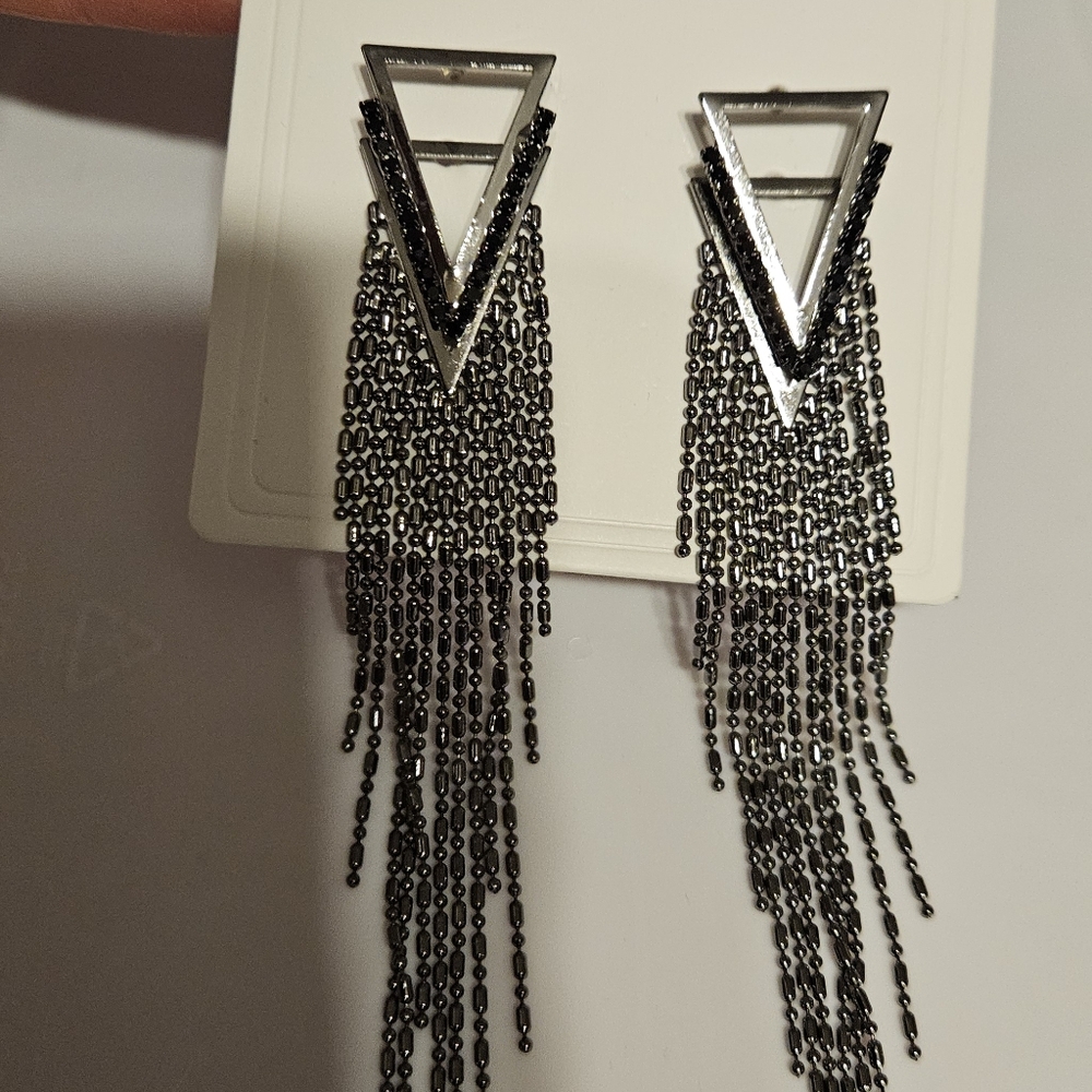 SHEIN Black and Silver Triangle Chain Fringe Drop Earrings